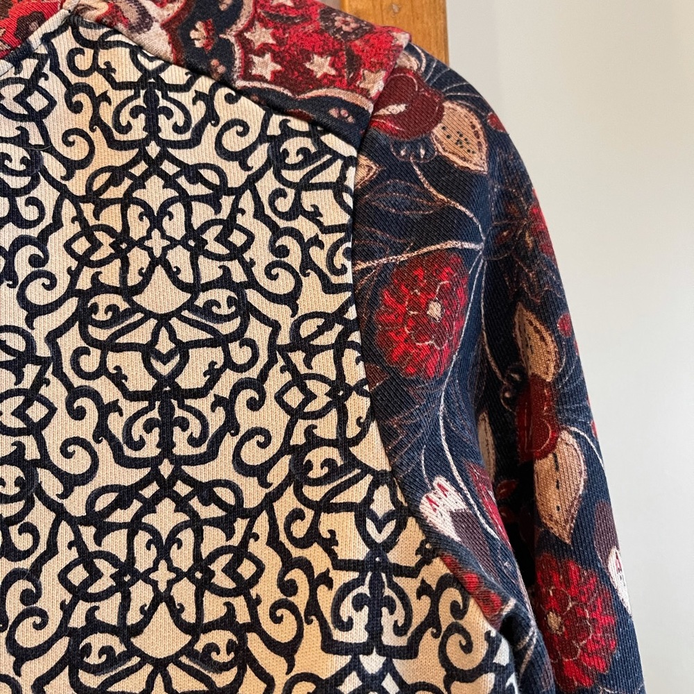 Tory Burch Sz Xs Multi Pattern Pullover! - image 3